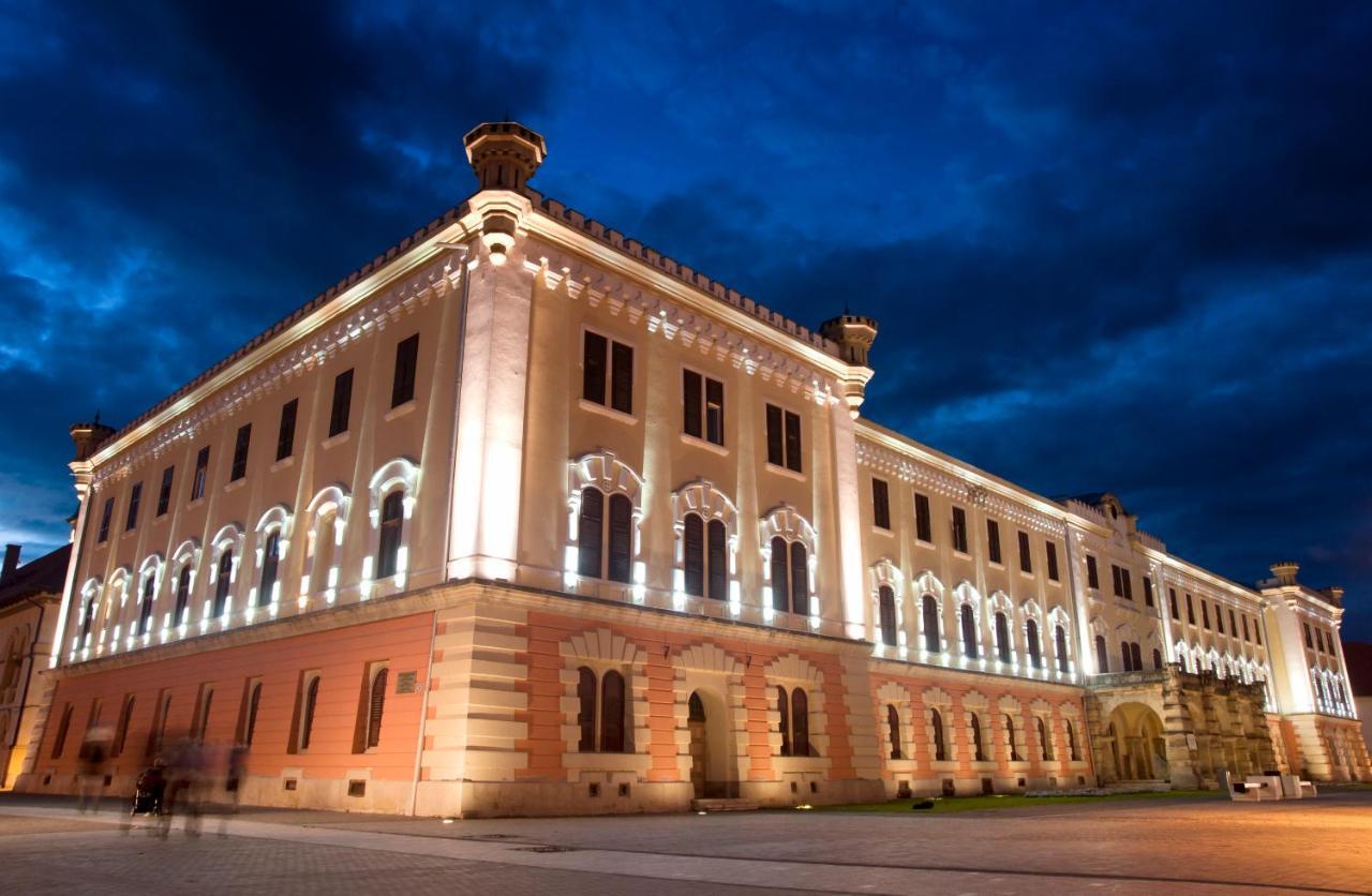 Hortenzia Алба-Юлия Экстерьер фото