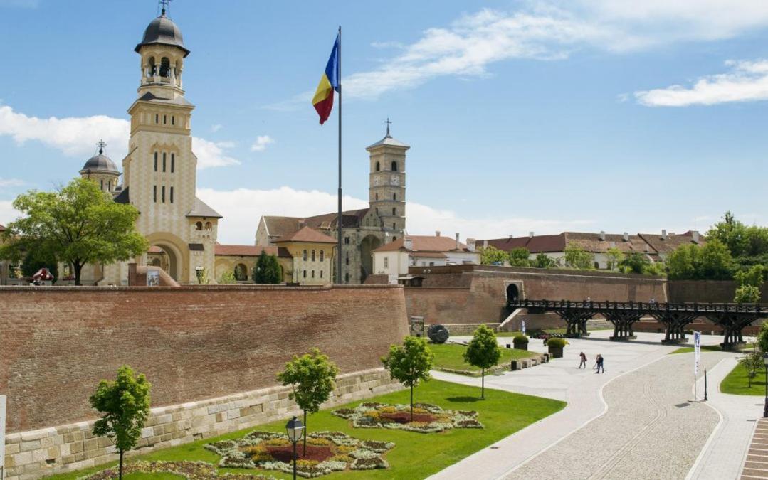 Hortenzia Алба-Юлия Экстерьер фото